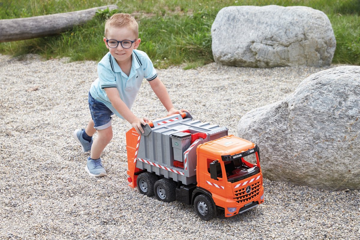 Lena Śmieciarka Mercedes Arocs z Koszami i Naklejkami Giga - Bambino.com.pl